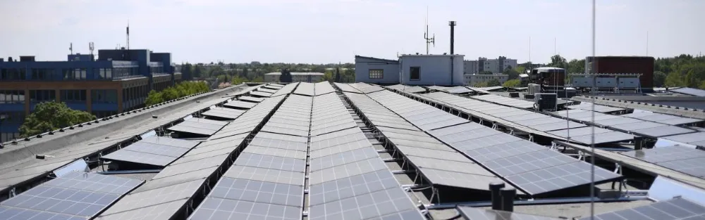 1 つの屋根、1 つの適切な適合 – 日本の太陽光発電市場にサービスを提供してきた 10 年間からの教訓